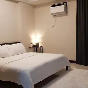 101 Newport Blvd C2 4f By Rechelle Nunag 5*, Pasay Philippines